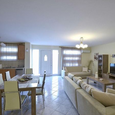 G&G House Apartment Kavála ภายนอก รูปภาพ
