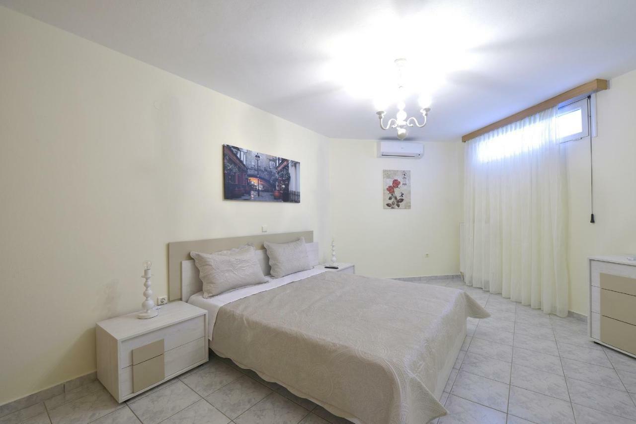 G&G House Apartment Kavála ภายนอก รูปภาพ