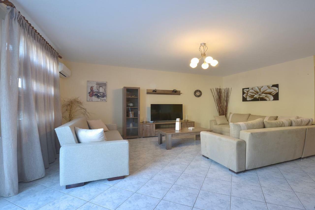 G&G House Apartment Kavála ภายนอก รูปภาพ